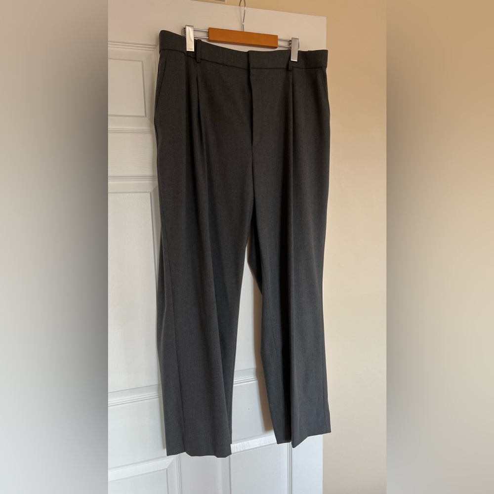 Uniqlo Wide Pleated Pants, Dark Grey - Like New